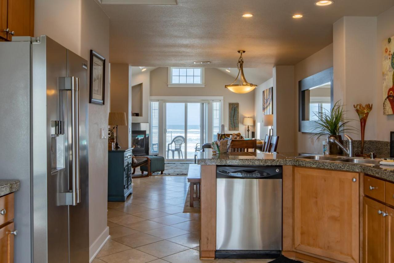 Rockaway Beach Vibes,Waterfront Oceanfront Rockaway Beach House Near Downtown,Wifi, Washer Dryer Buitenkant foto
