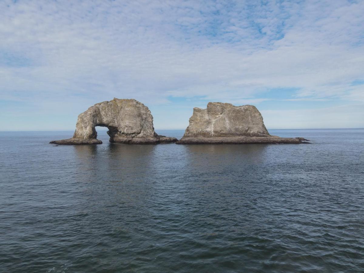 Rockaway Beach Vibes,Waterfront Oceanfront Rockaway Beach House Near Downtown,Wifi, Washer Dryer Buitenkant foto