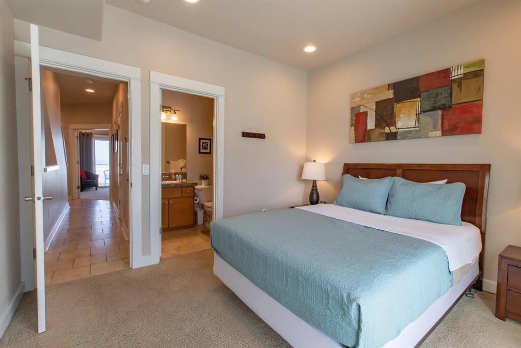 Rockaway Beach Vibes,Waterfront Oceanfront Rockaway Beach House Near Downtown,Wifi, Washer Dryer Buitenkant foto